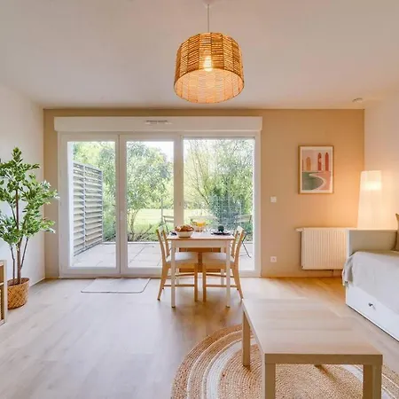 Central, Proximite Immediate Aeroport Apartment Merignac (Gironde)