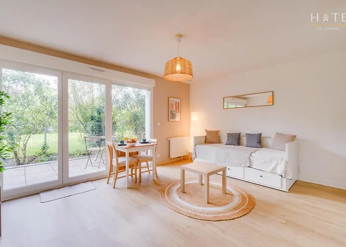 Central, Proximite Immediate Aeroport Mérignac